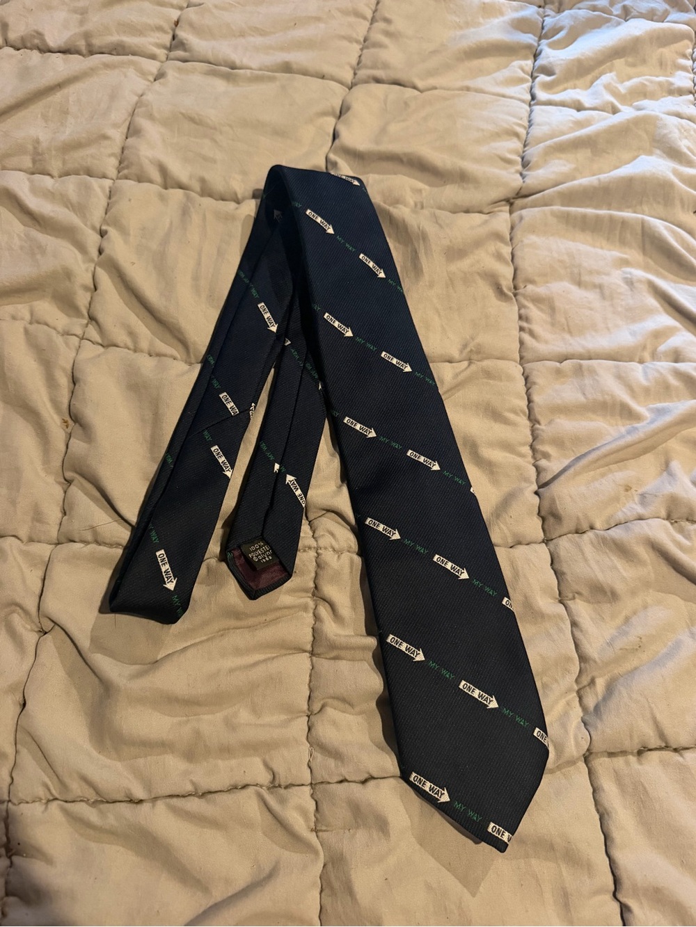 Navy Patterned Men’s Tie with Small Motif - Unbranded